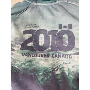 2010 Olympic's Vancouver Canada Winter Games Hoodie - Size M